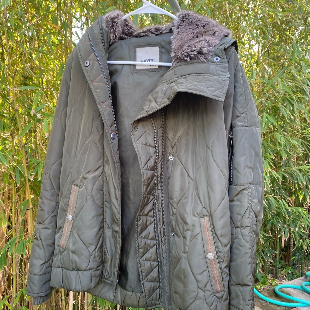 Levi’s Puffer Coat